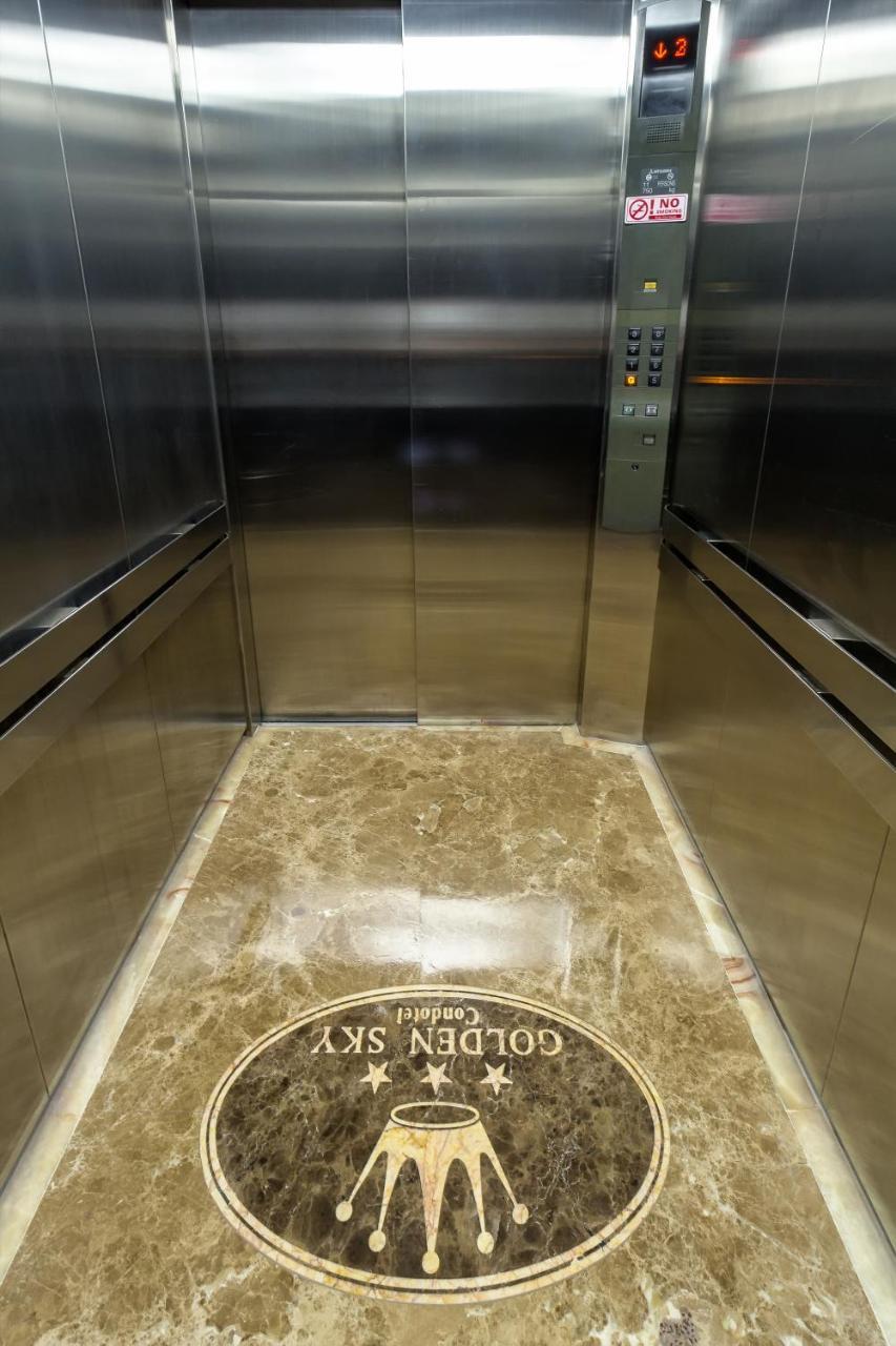 金色天空普路伊特酒店 雅加达 外观 照片